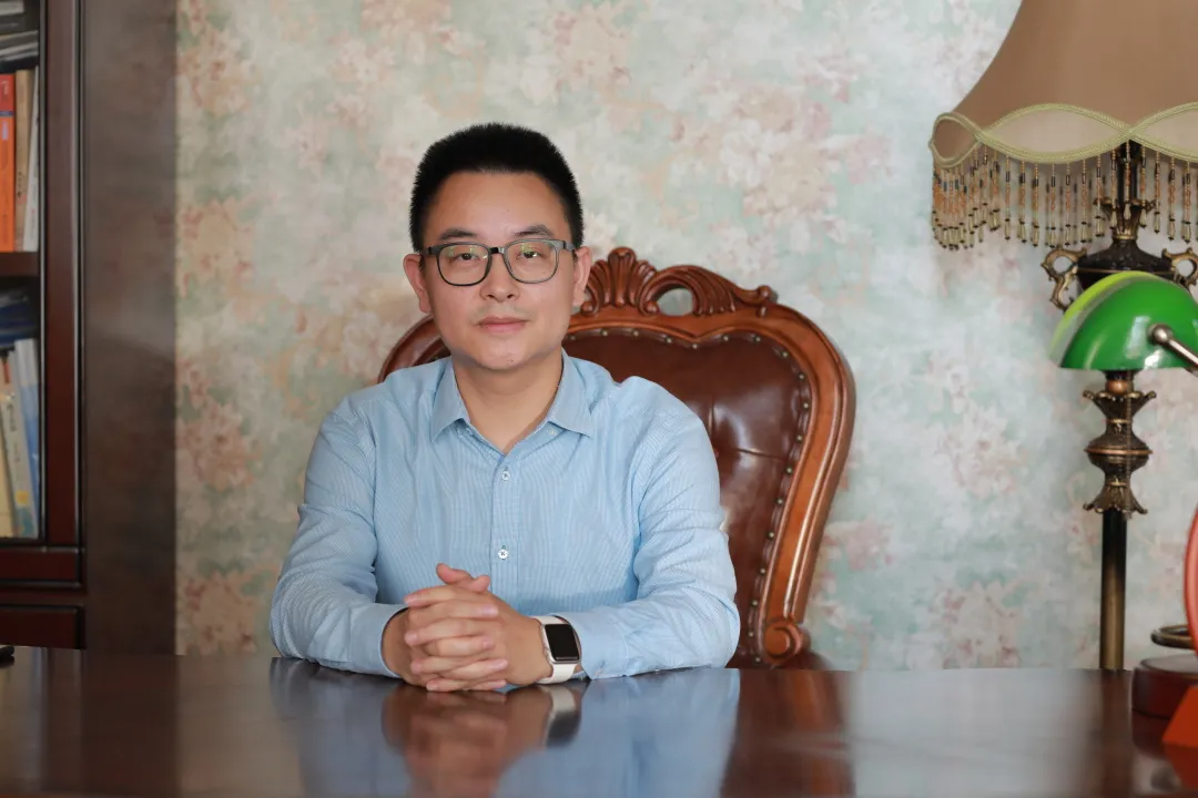 V對話 | 職業(yè)教育市場風(fēng)起，教育機構(gòu)如何躋身時代新風(fēng)口？